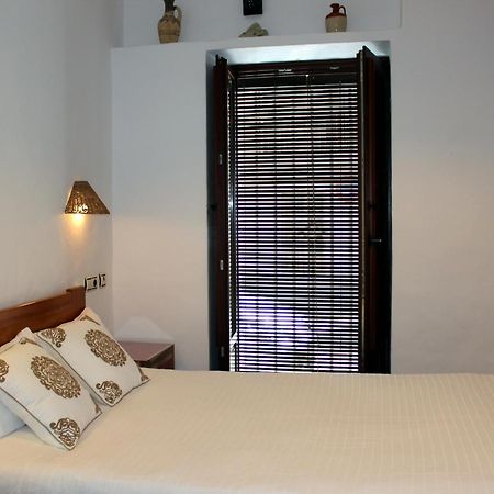 Hostal Extramuros Conil De La Frontera Esterno foto