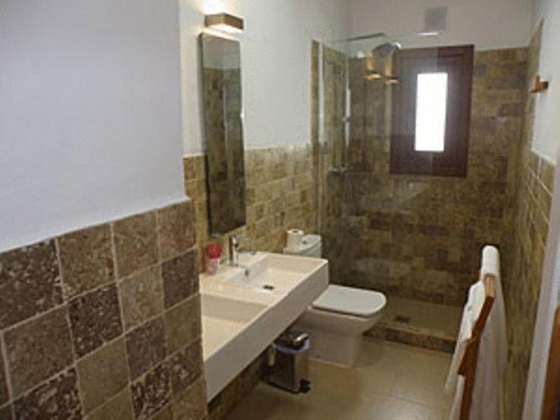 Hostal Extramuros Conil De La Frontera Esterno foto