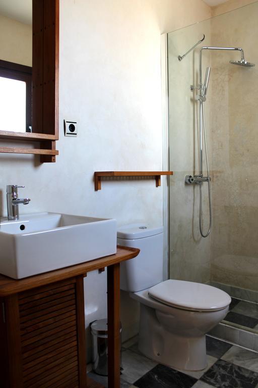 Hostal Extramuros Conil De La Frontera Esterno foto