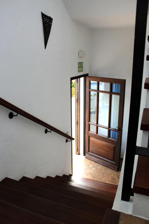 Hostal Extramuros Conil De La Frontera Esterno foto